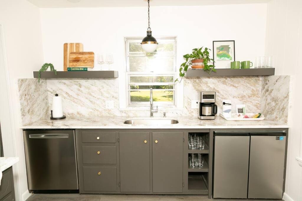 The Willa On 7Th, Located In Downtown Bentonville! Extérieur photo