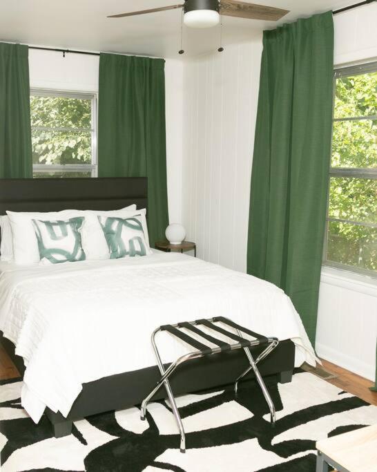 The Willa On 7Th, Located In Downtown Bentonville! Extérieur photo