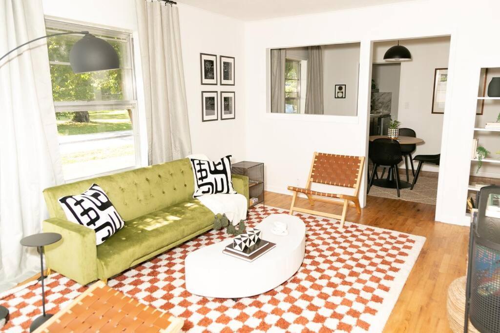 The Willa On 7Th, Located In Downtown Bentonville! Extérieur photo